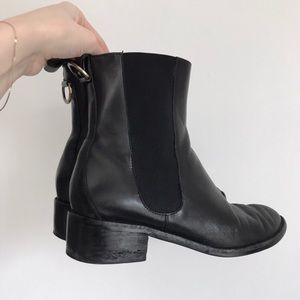 Cole Haan Chelsea Boots with Nike Air Sole 8.5